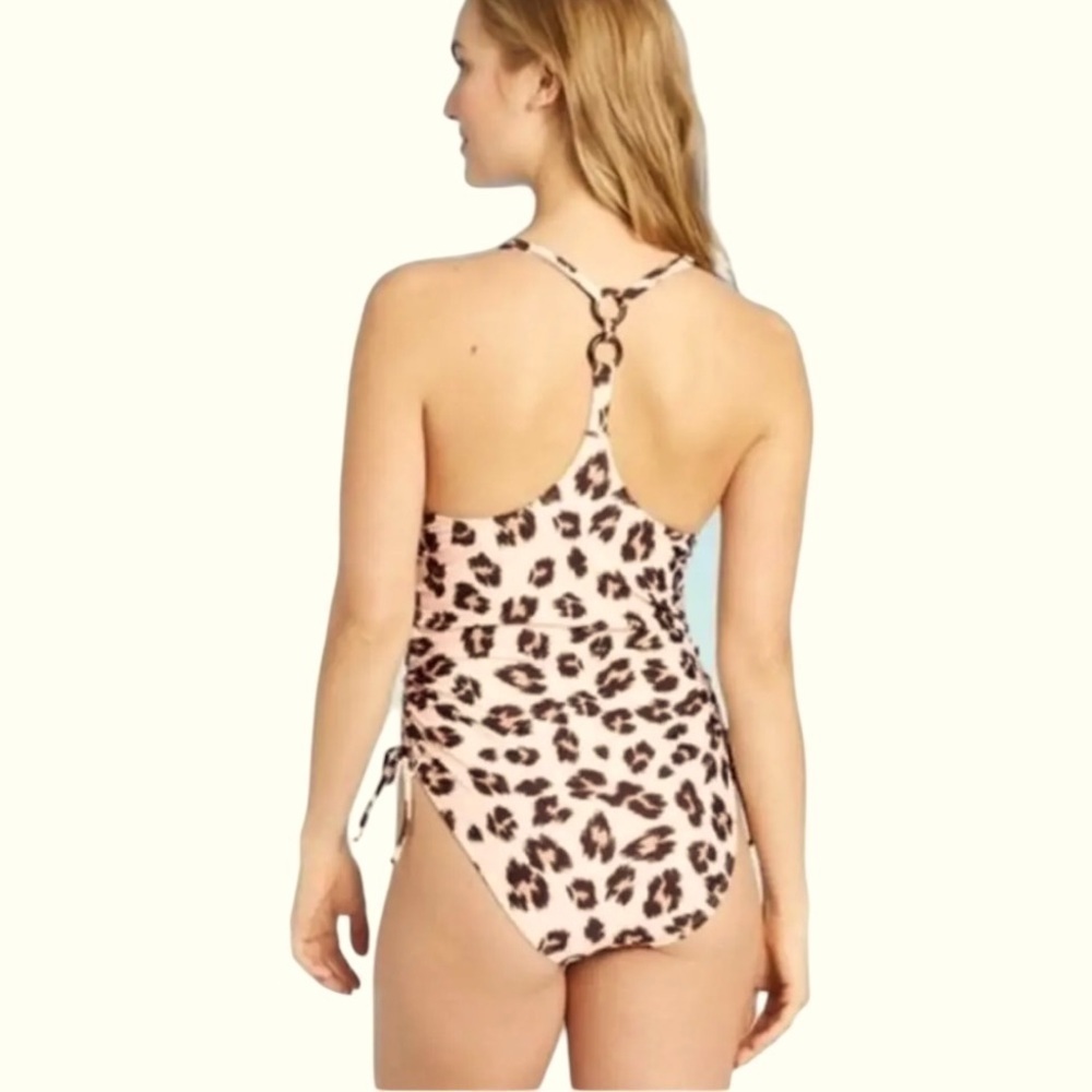 Kona Sol Swimwear
Animal Print One
Piece Swimsuit
Cream Tan Brown
Medium Leopard - Picture 3 of 16